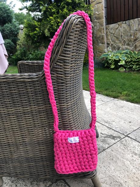 Háčkovaná kabelka, 