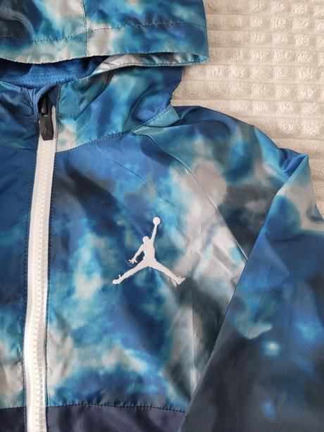 Vetrovka jordan, nike,110