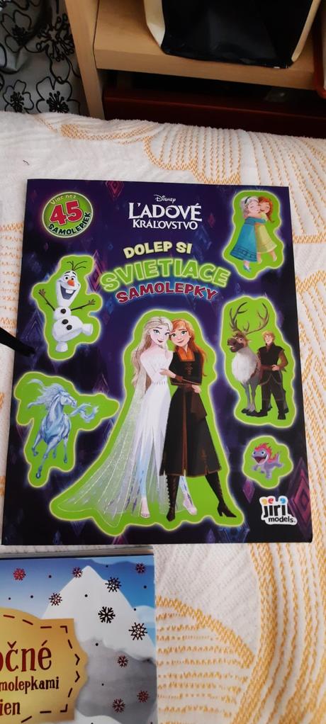 Maľovanky, nálepky, 