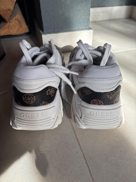 Tenisky guess, guess,38
