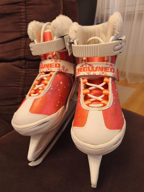 Detske korcule vel. 32-35, crowned,32