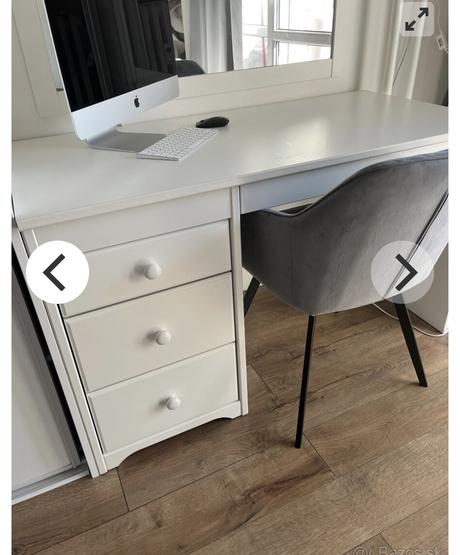 Postele + stolík, 