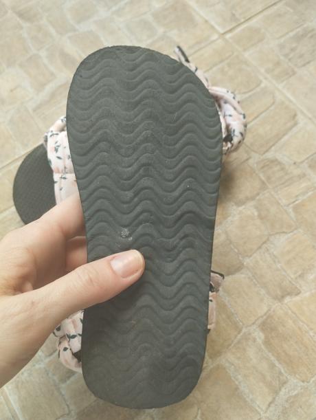 Ultra ľahké sandále reserved, 30