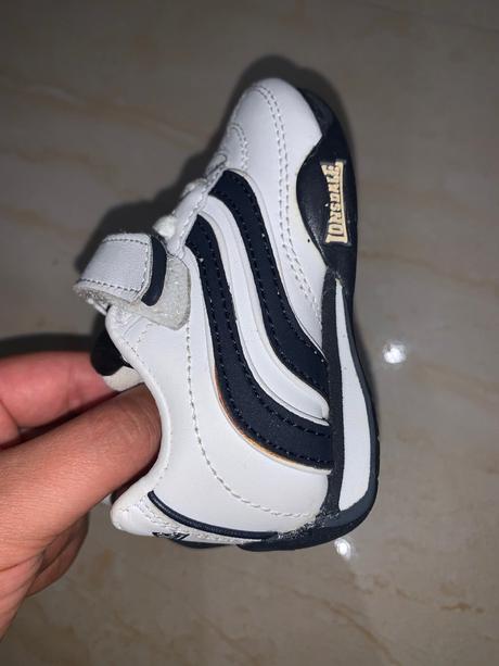 Botasky, lonsdale,19