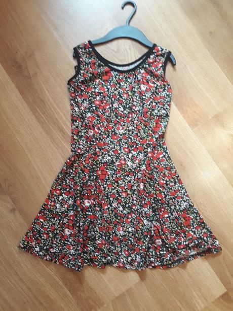 Letné šatičky, 128