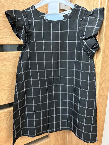 Čierne kárované šaty, sinsay,116