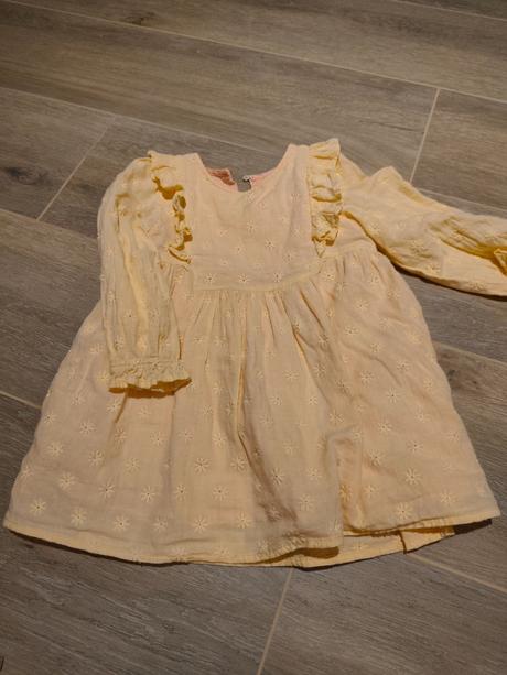 Maderové vyšívané šaty lososové, reserved,92