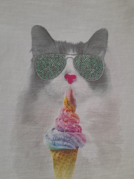 Tričko s mačkou, 140