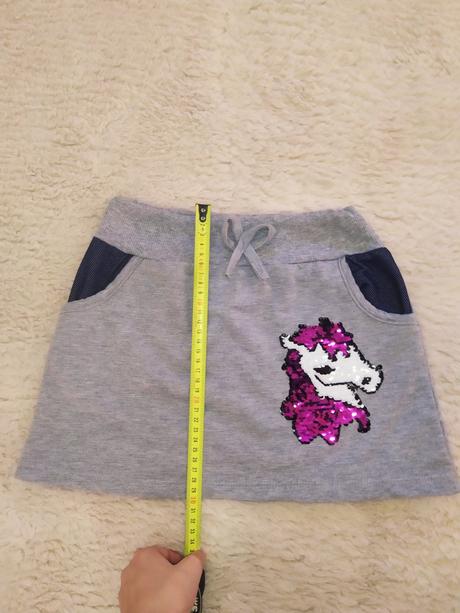 Predám sukničku., 128