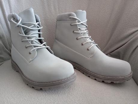 Vysoké topánky veľ. 42, 42