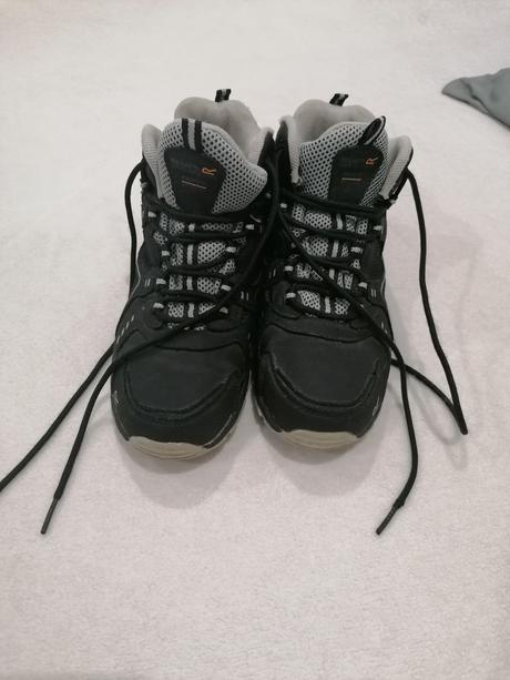 Turistické topánky, 37