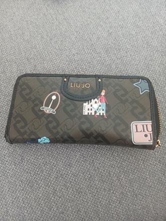 Peňaženka liu jo, liu jo