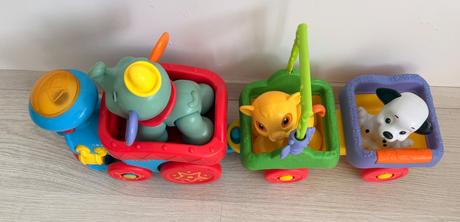 Fisher-price vláčik so zvieratkami,
