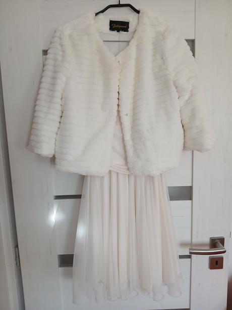 Slávnostné šaty, s