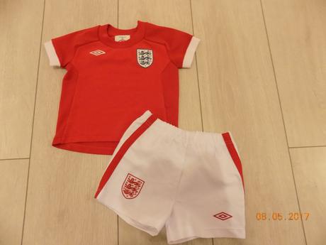 Krasna supravicka, umbro,68