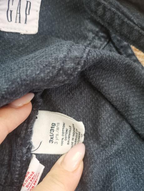 Nohavice na traky, gap