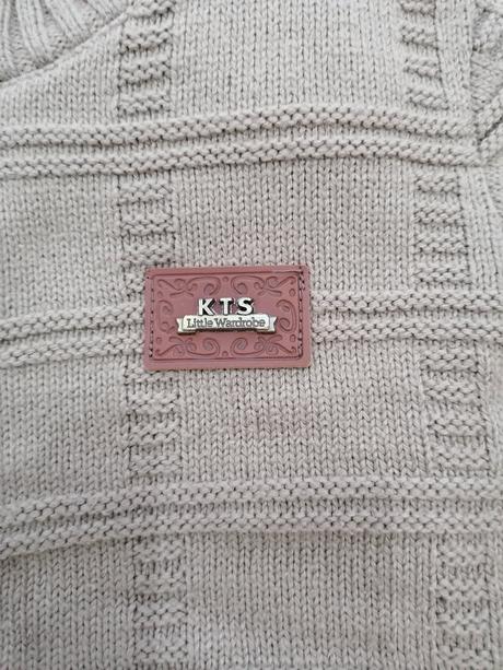 Krásny sveter v. 104, 104