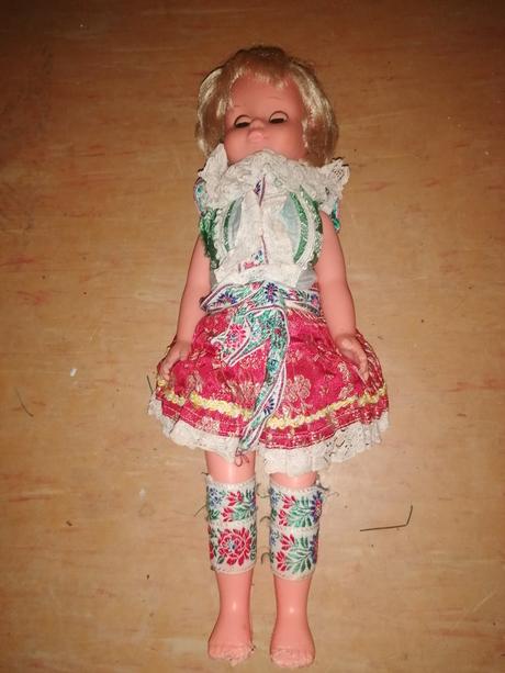 Bábika v kroji 44 cm, 