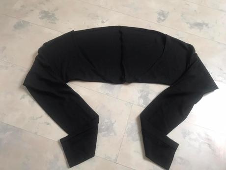 Bolerko pod lopatky, l