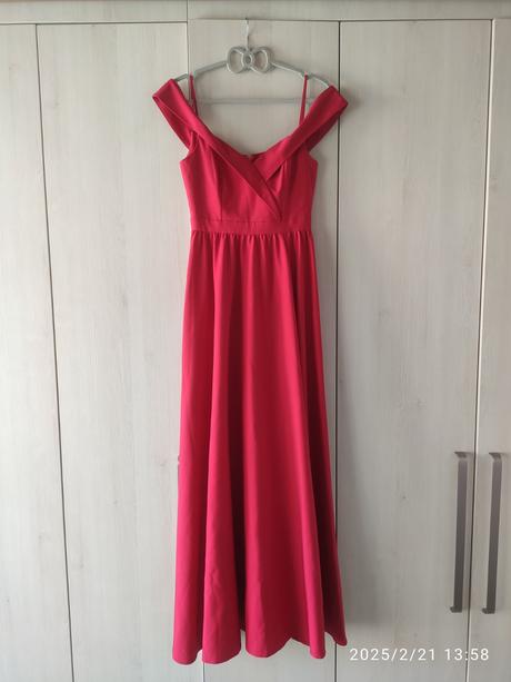 Červené dlhé spoločenské šaty, s