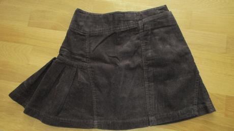 Asymetricka mencestrova sukna mariquita, c.146/152, mariquita,146