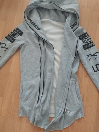 Zaujímavá mikina, 170