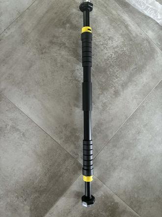 Hrazda do dverí na cvičenie, 