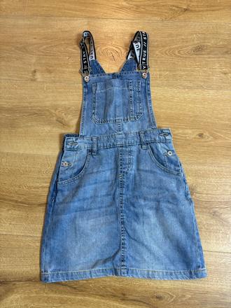 Takmer nenosena riflova sukna na traky, coccodrillo,152