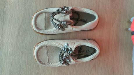Poltopánky, 25