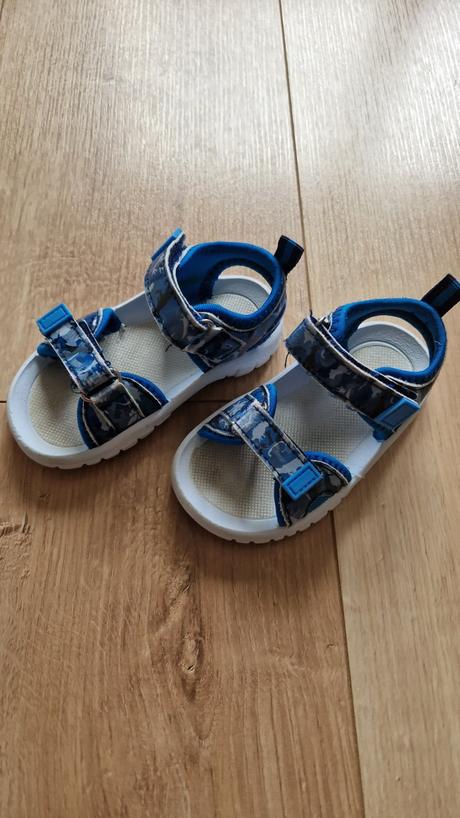 Sandále veľ. 21., deichmann,21