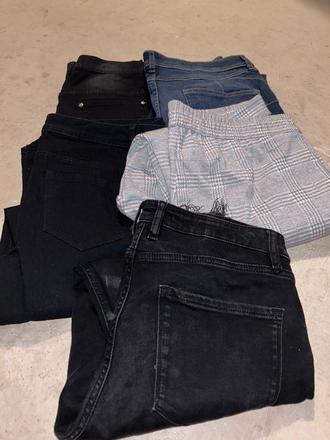 Rifle a nohavice, 44