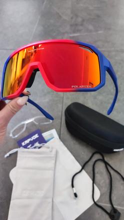 Polarizačné športové slnečné okuliare, 