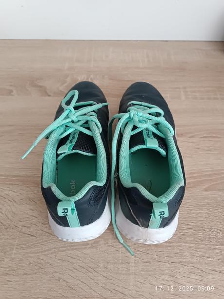 Tenisky, reebok,37