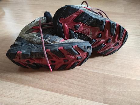 Outdoorove tenisky adidas, adidas,26