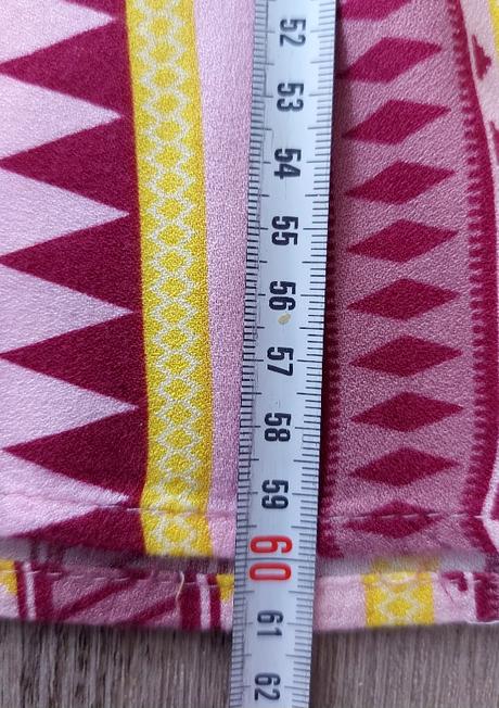 Vzorovaný rúžový top, 38