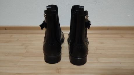 Gumákové čižmičky, 37