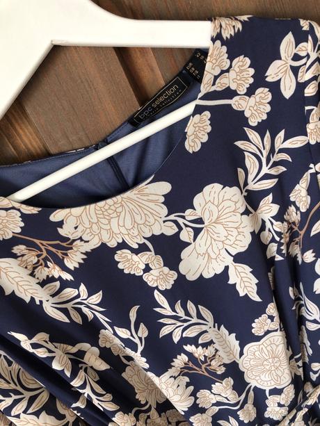 Kvetované šaty 42/44, bonprix,42