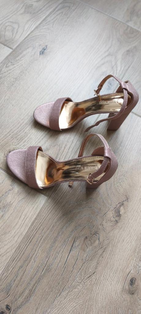 Nádherné topánky, queen,38