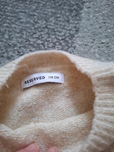 Svetrík reserved malo nosený, reserved,110