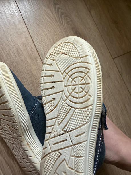 Tenisky, slovobuv,28