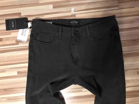 Super úzke , elasticke jack&jones rifle 32/30, jack wolfskin,170