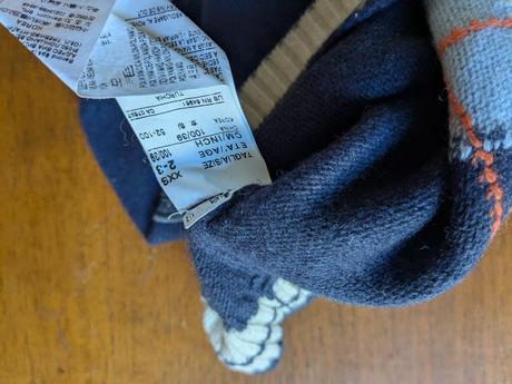 Vlnený svetrik, benetton,98