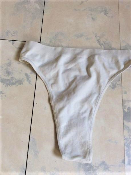 Bezšvové tangá, m