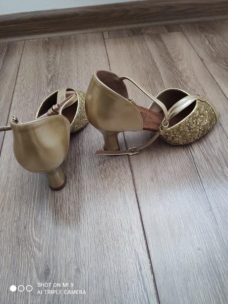 Sandále tanečné, 37