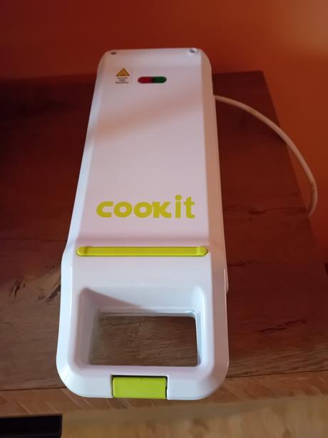 Kontaktný gril cookit,