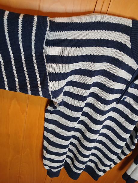 Modrý  bavlnený pulover, 44