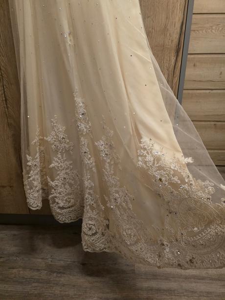 Spoločenské šaty č.38-40, 38