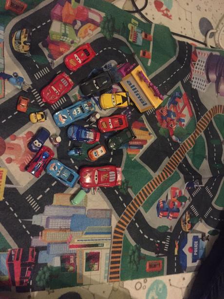 Mc cars autíčka plus koberček, 