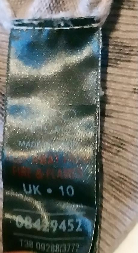 Dámsky predĺžený pulóvrikový sivý top so srdiečkam, marks & spencer,xs