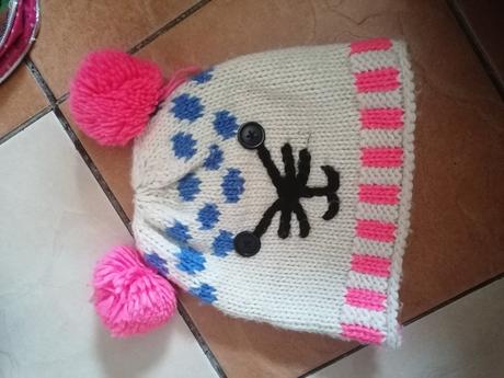 Set ciapka, rukavice a sál, h&m,146